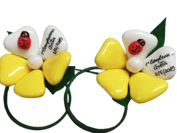 Fiore di Confetti Forma Cuore Bicolore con Scritta e Coccinella