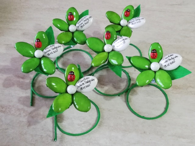 Segnaposto Margherita 1 petalo bianco con scritta FM
