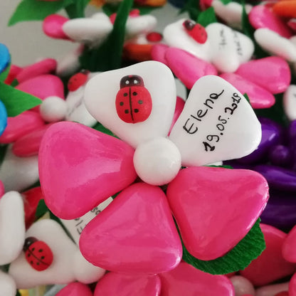 Fiore di Confetti Forma Cuore Bicolore con Scritta e Coccinella